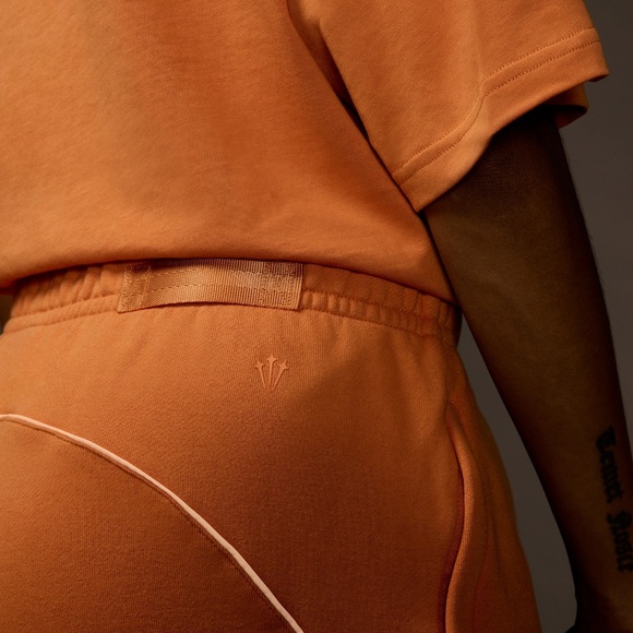 ⏰EARLY⏰NOCTA x Nike Fleece Sweatpant • SS24 • Medium • Hot Curry •Cardinal Stock - Picture 5 of 6